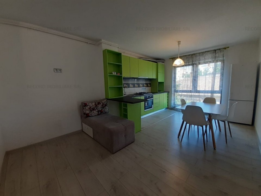 Apartament 3 camere,2 bai,et.1,balcon,parcare subterana! zona Marasti