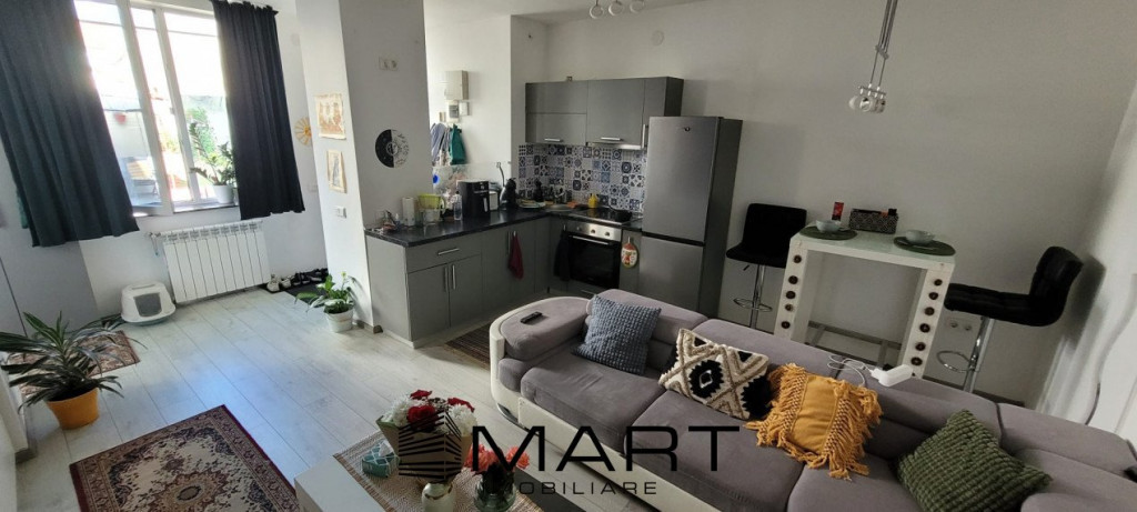 Apartament 2 camere zona Piata Mare