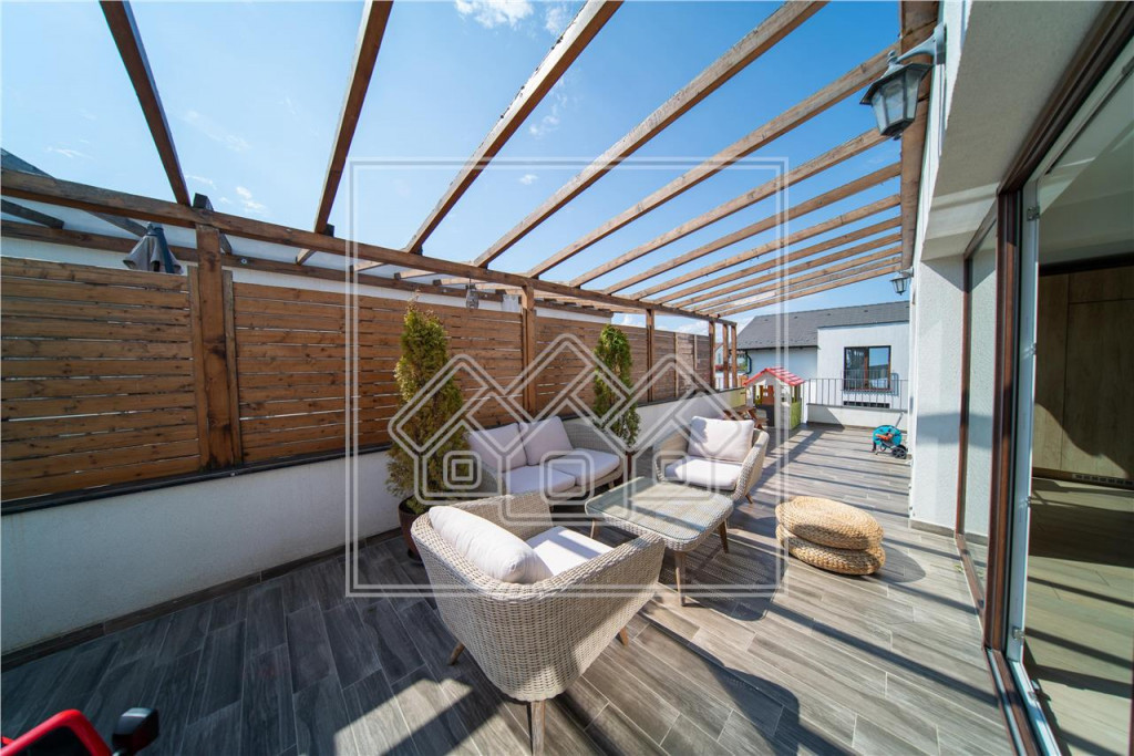 Penthouse 109 mp utili, mobilat, utilat, terasa 48 mp, C. Ar