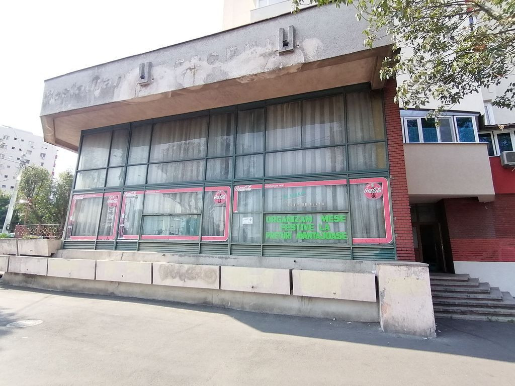 Spatiu comercial 600,09 mp in zona Obregia - Nitu Vasile