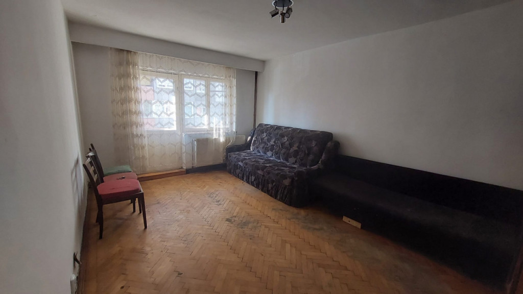 Apartament 4 camere zona Turnisor