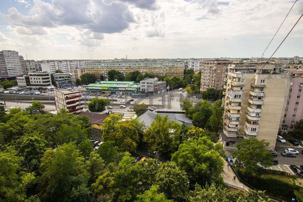 3 Camere La Pret De 2,Decomandat, 79mp, Metroul Lujerului...