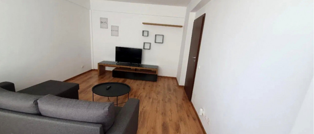 Apartament 2 cam Pacii centrala loc parcare