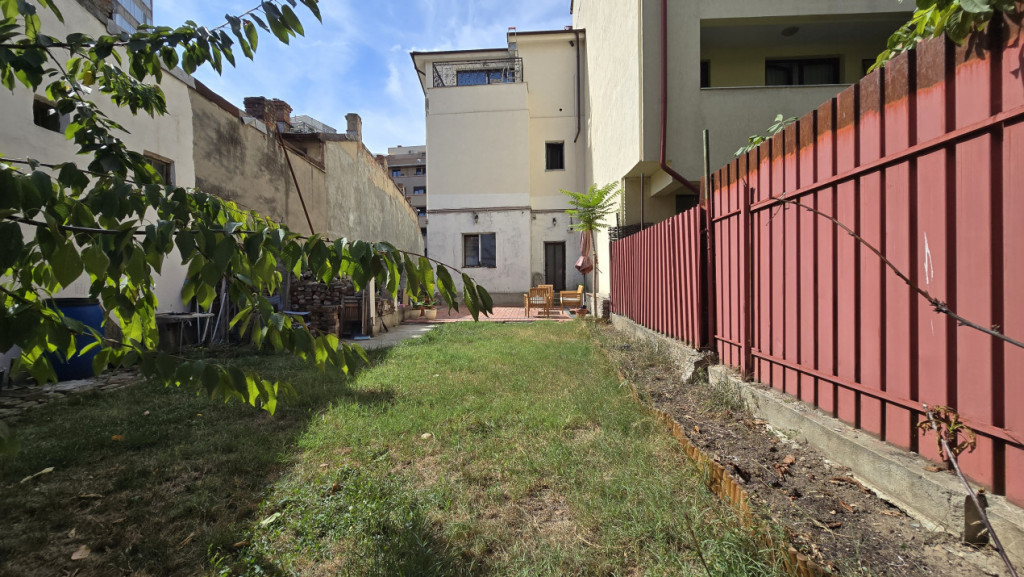 Apartament parter & curte in proprietate | Romana - Lascar C