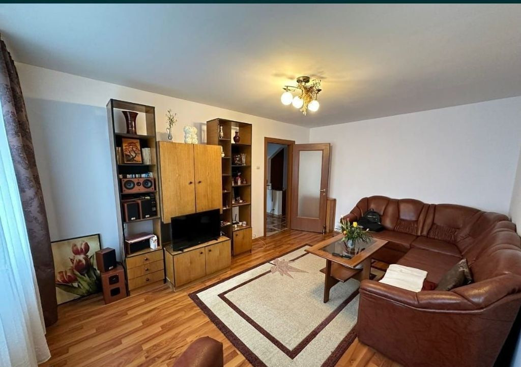 Apartament 4 camere decomandat Brancoveanu