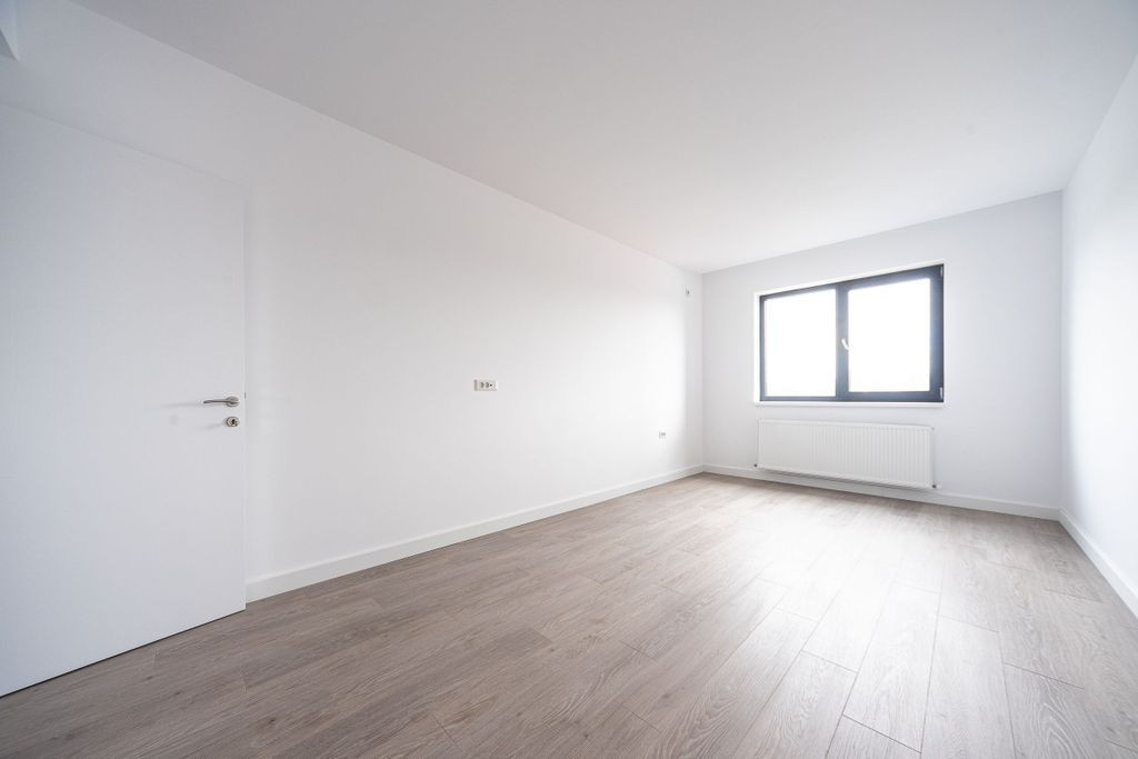 Apartament 2 camere Decomandat Luica