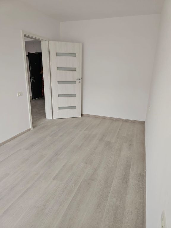 Pret Redus!! Apartament 3 Camere Metrou Berceni- Dezvolta...