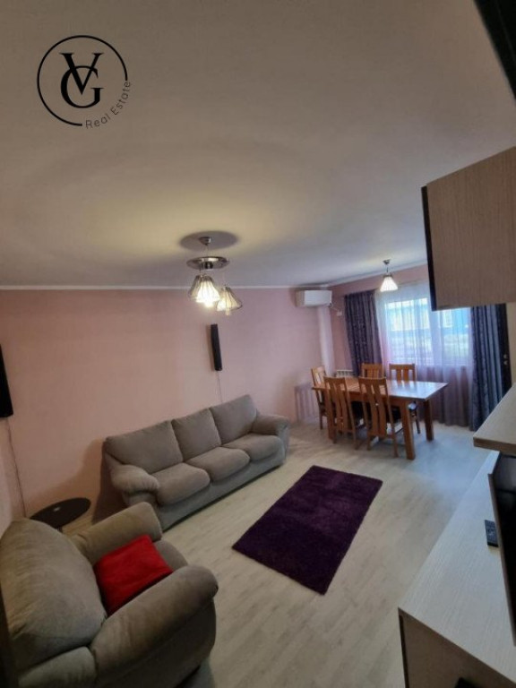 Apartament cu 3 camere în Faleză Nord | Decomandat