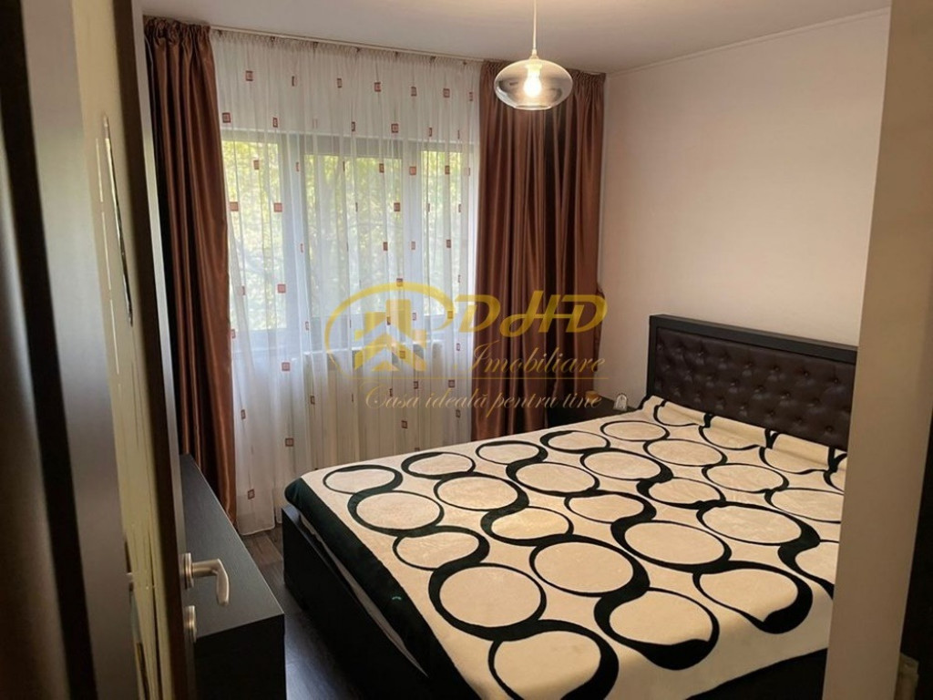 Apartament 3 camere, Tatarasi