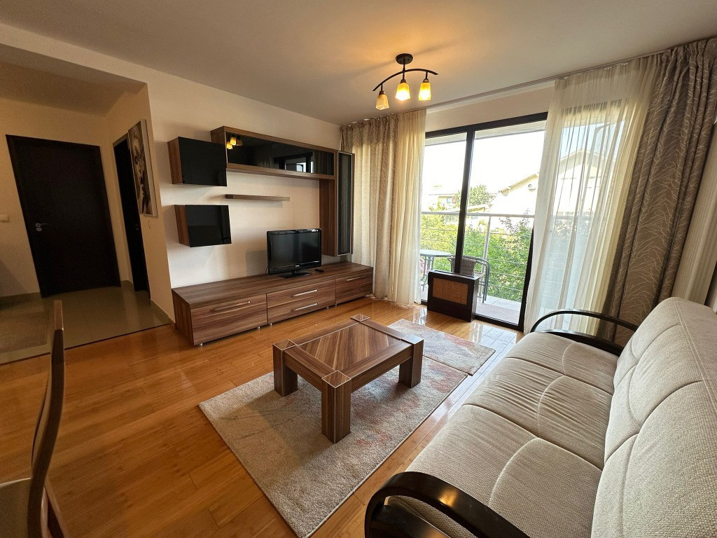 Apartament cu 2 camere, in Complexul Subcetate Brasov