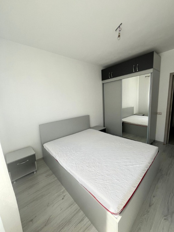 Apartament 2 camere,decomandat-Militari Residence