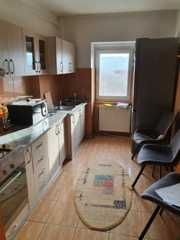 Apartament 3 camere mobilat si utilat, zona Pacurari- Iasi