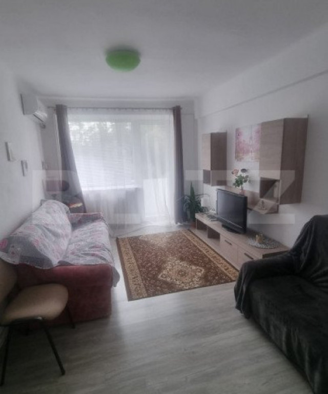 Apartament 2 camere, semidecomandat, Ultracentral, zona Dece