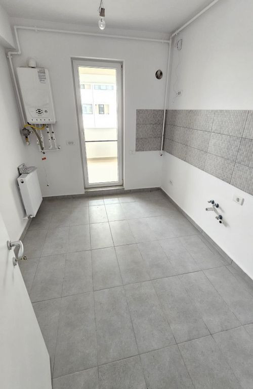 Apartament 2 Camere Curte 120mp si 55mp Aparatorii Patriei