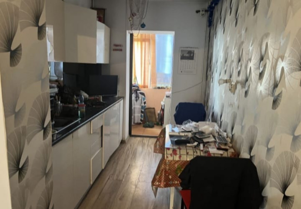 APARTAMENT CU 2 CAMERE/ ZONA CANTACUZINO/ PLOIEȘTI