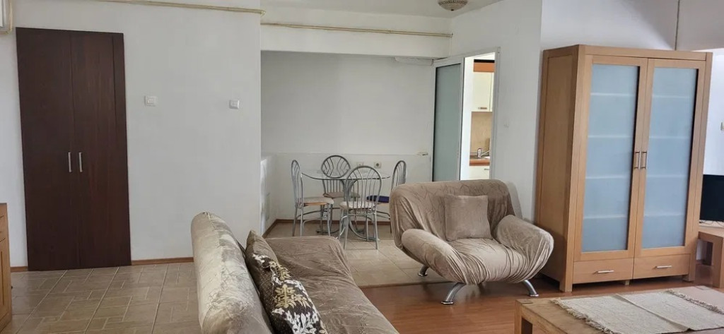 Apartament 2 camere langa Hala Centrala