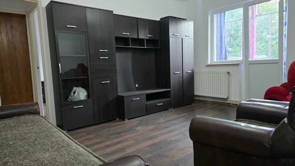 Apartament 2 camere in Deva, zona Scarisoara