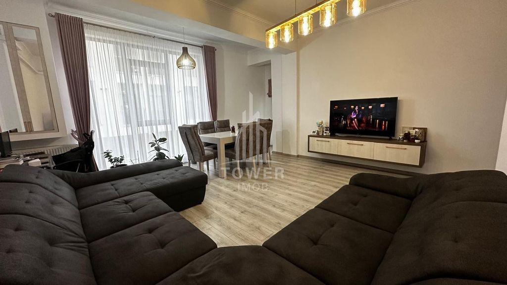 Apartament 3 camere de LUX de închiriat | Zona Doamna St...