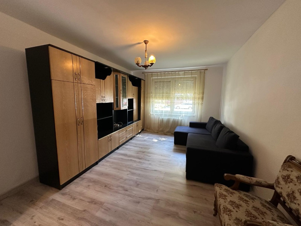 CC/861 De închiriat apartament cu 3 camere în Tg Mureș - Tudor