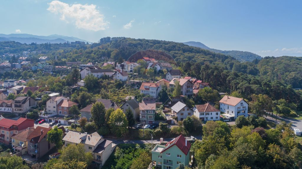 Casă de vânzare în Brașov – Strada Horia nr. 93