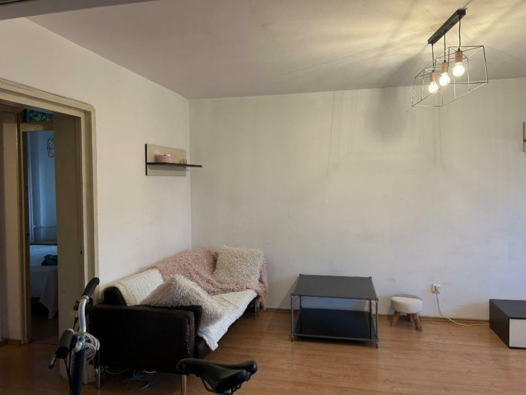 Apartament 2 camere MOBILAT/UTILTA aproape de parcul tineret