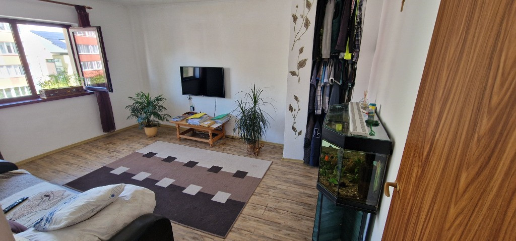 Apartament 3 camere Astra