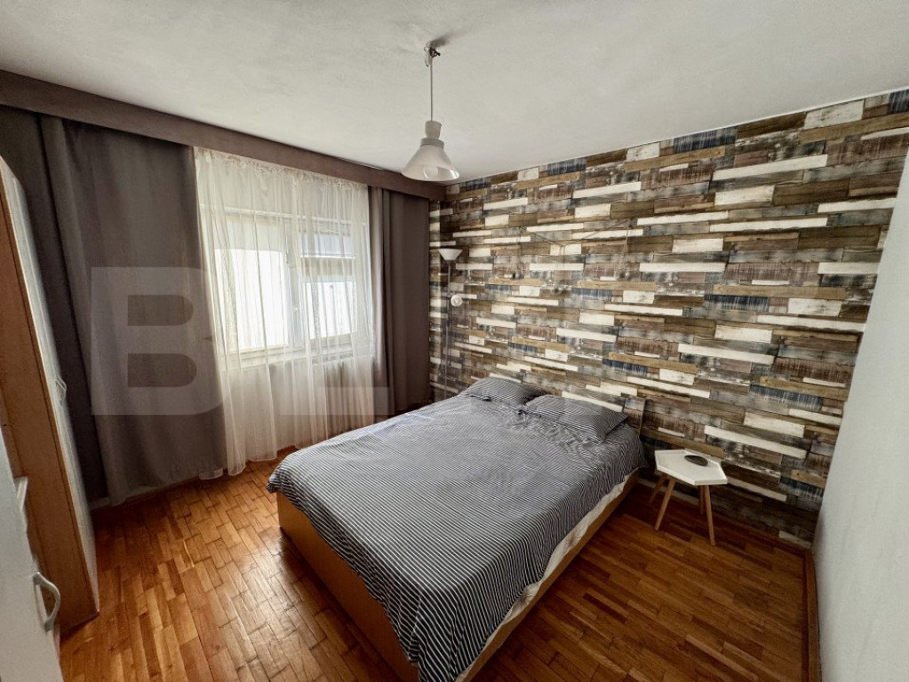 Apartament 3 camere decomandat, 2 băi, zonă Centrală, Gr?