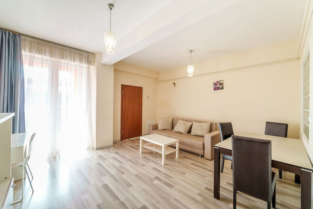 Apartament 2 camere la Ared Uta