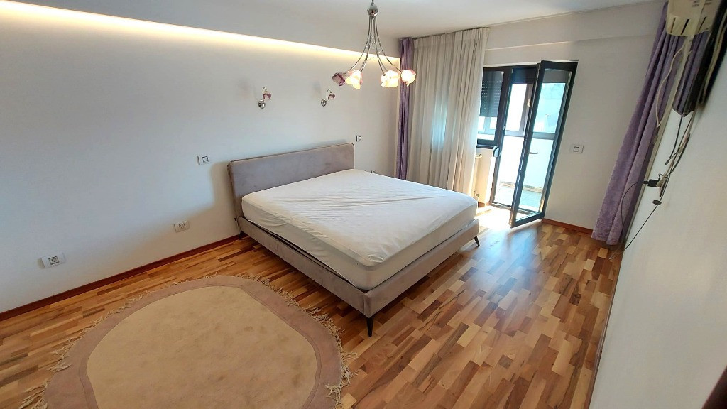 Apartament LUX 4 camere D, in Gara,