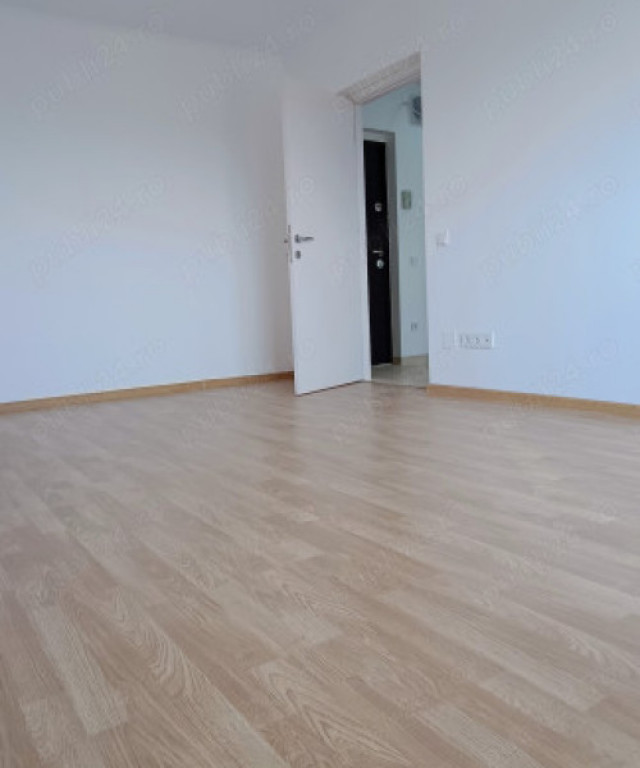 Apartament 3 camere decomandat - complet renovat - zona Paci