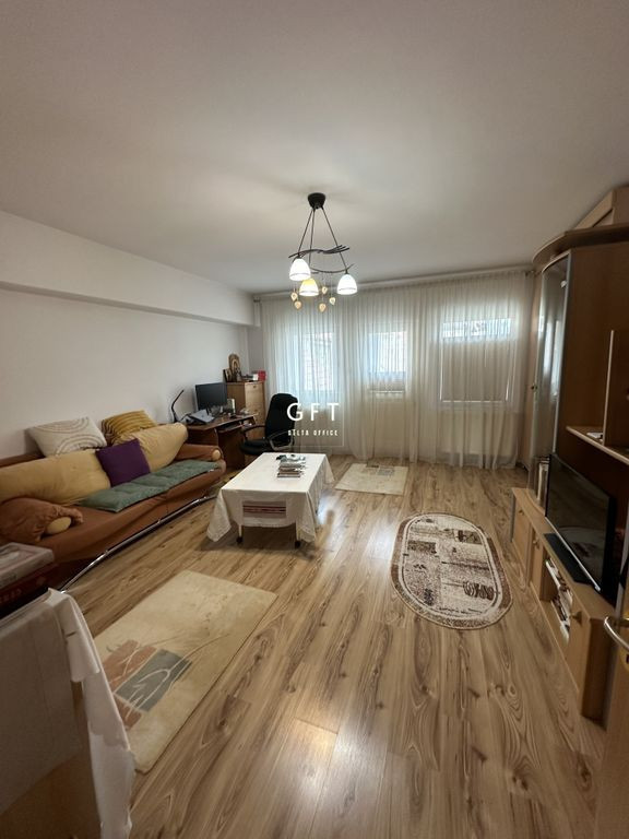 Apartament de vanzare, 2 camere, zona C. R. Vivu, Bistrita