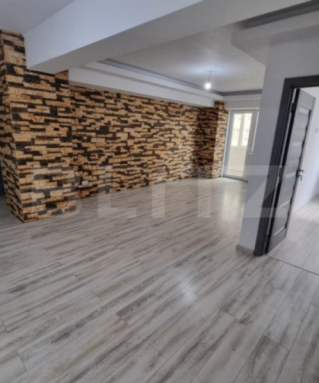 Apartament nou, 3 camere decomandat, 70 Mp utili, zona Fiald