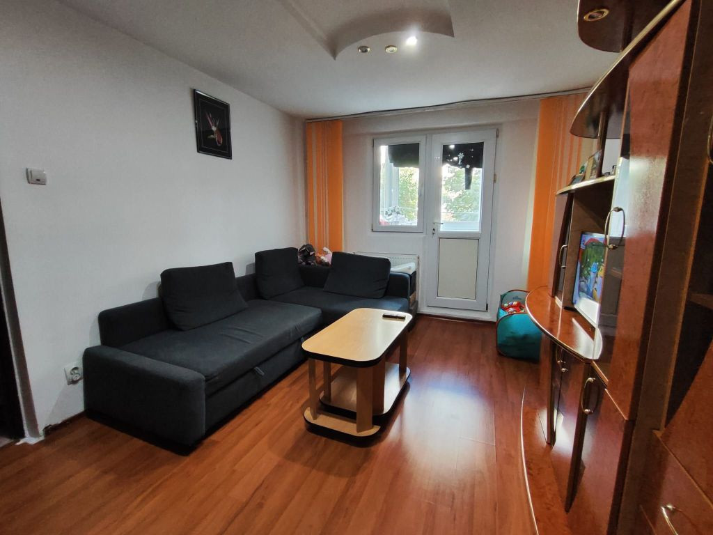 Apartament 2 Camere Str. Resita Sector 4 Mobilat Si Utilat