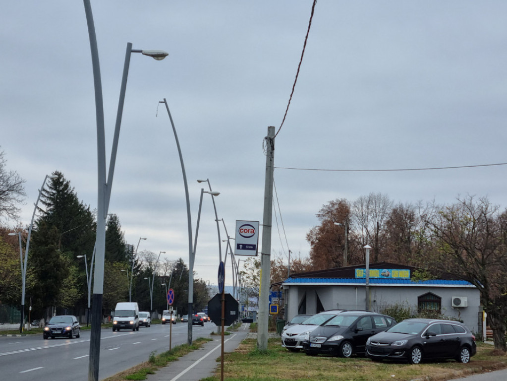 Teren Calea Moinești - Parc Auto - Publicitate Stradala