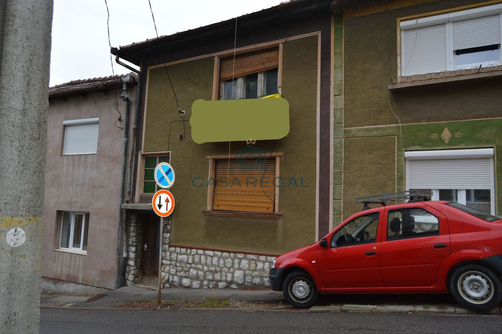 Casa central in zona strazii Ecaterina Teodoroiu