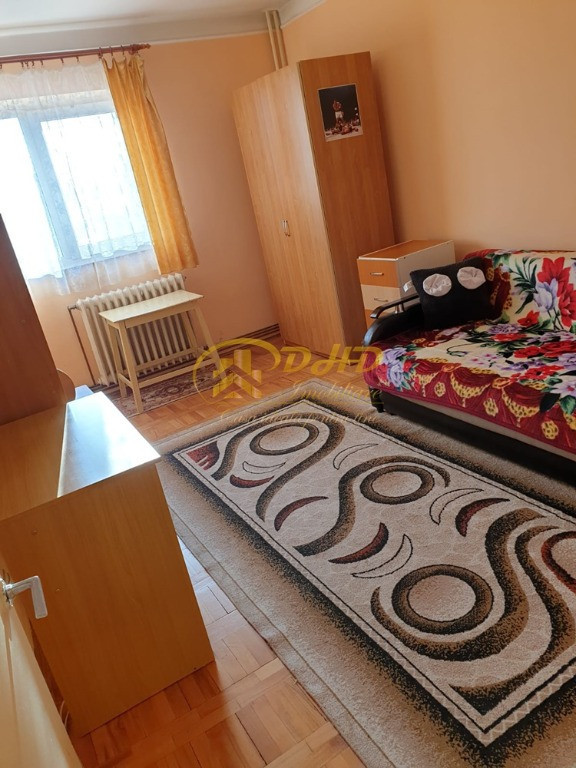 Apartament cu o camera decomandat, Gara, facil UAIC - Centru