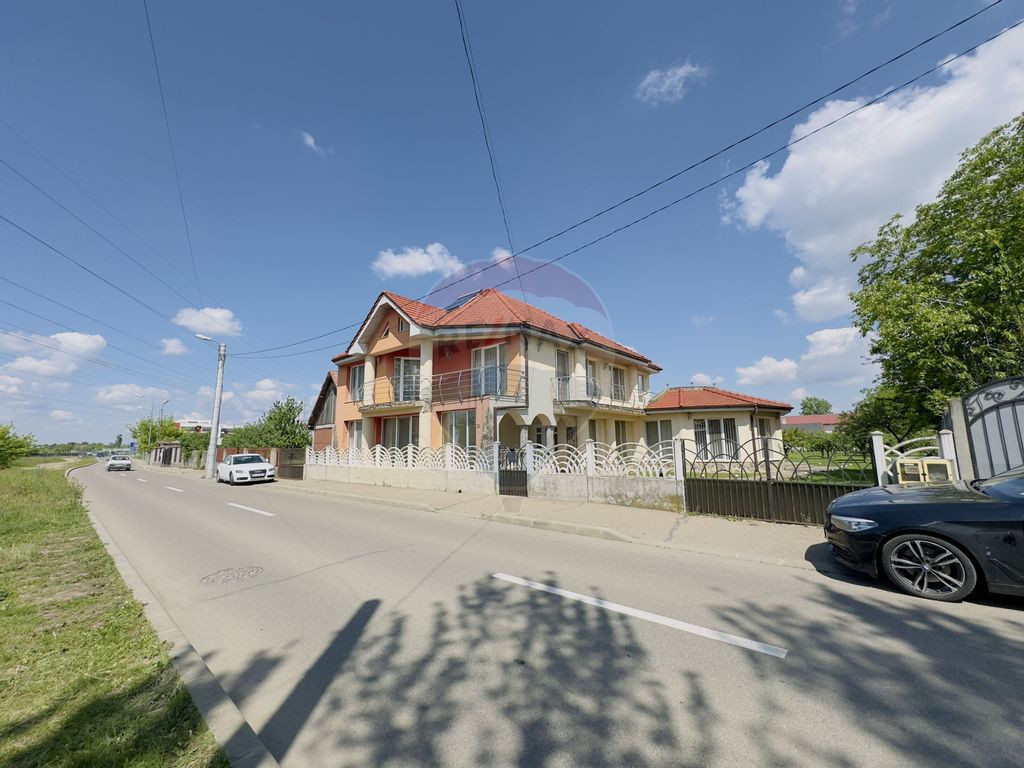 Casă / Vilă +Apartament/Str.Rapsodiei/Nojoridului/Cante...