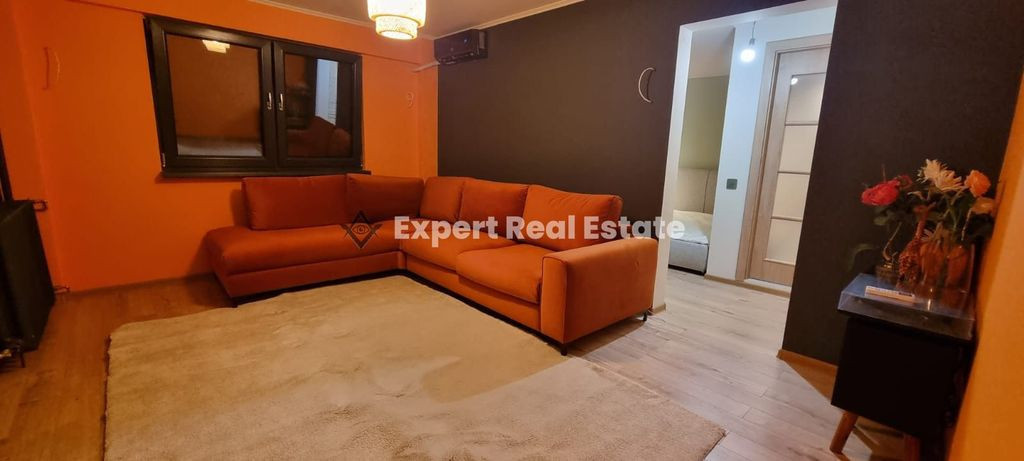 Apartament MOBILAT 2 CAMERE-RENOVAT-VICTORIEI