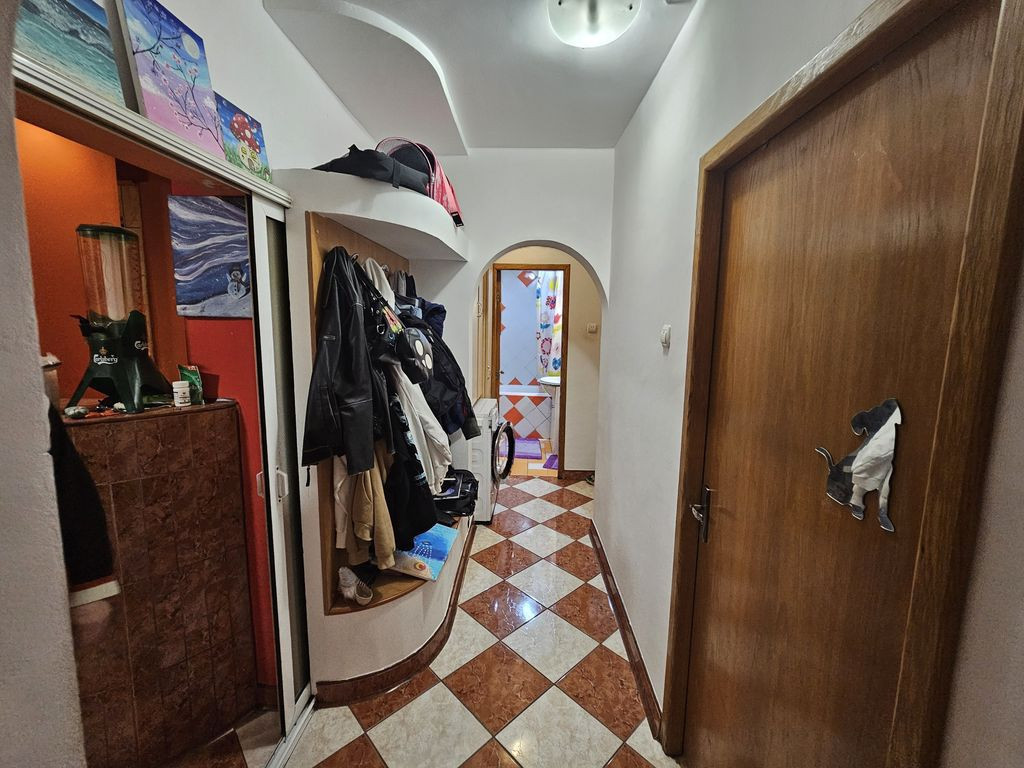 Apartament 3 camere decomandat Brancoveanu, langa Spitalu...