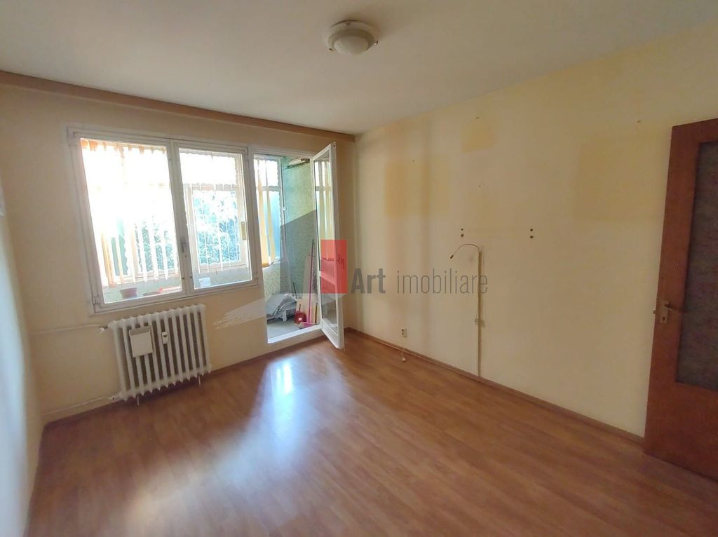 Vânzare apartament 3 camere Izvorul Crișului-Huedin