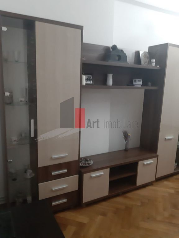 APARTAMENT 2 CAMERE DRUMUL SARII