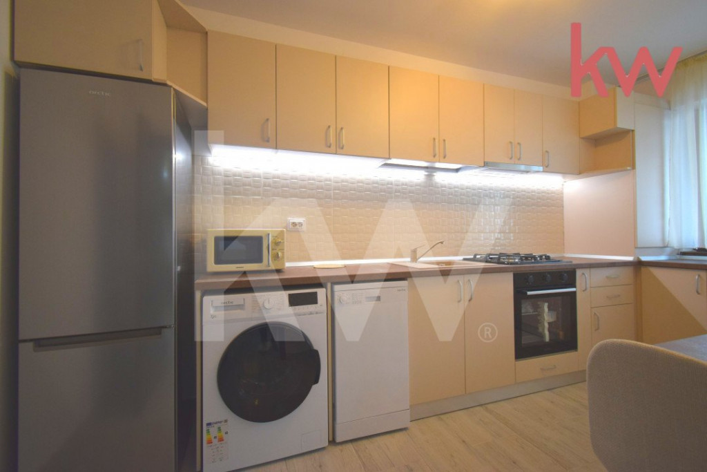 Apartament 2 camere, , bloc nou, loc de parcare, recent mobi