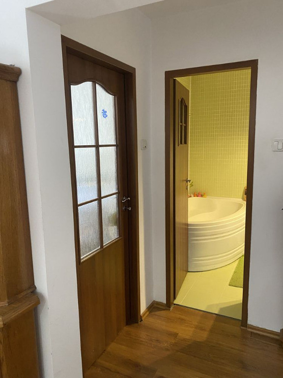 Apartament 3 camere zona RACADAU,