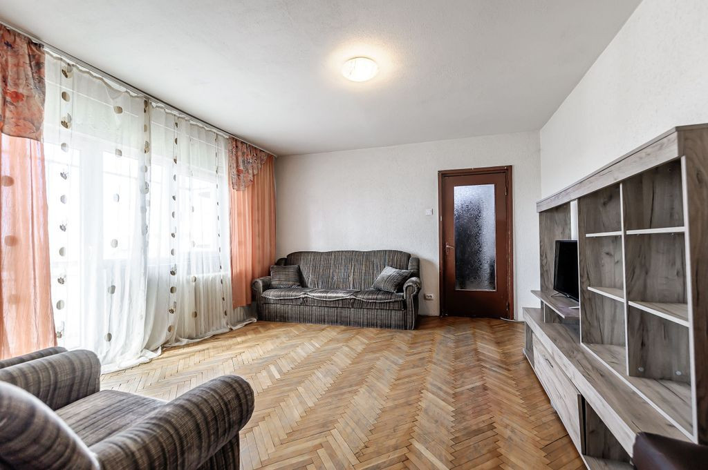 Apartament spatios - 2 camere – 76 mp - Vlaicu, Arad - ...