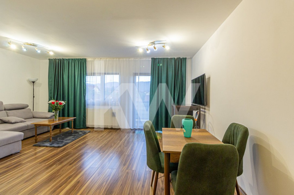 Apartament spatios cu vedere spre Brasov , zona de vile Core