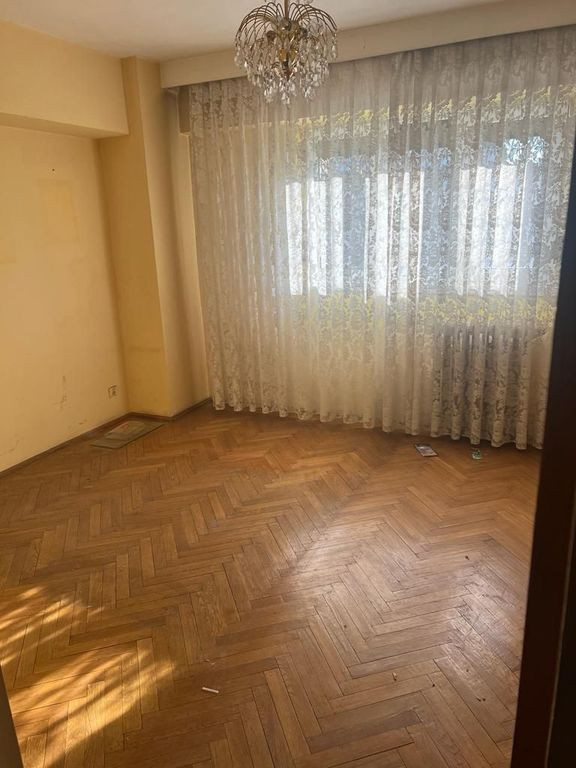 Apartament 4 camere titulescu victoriei