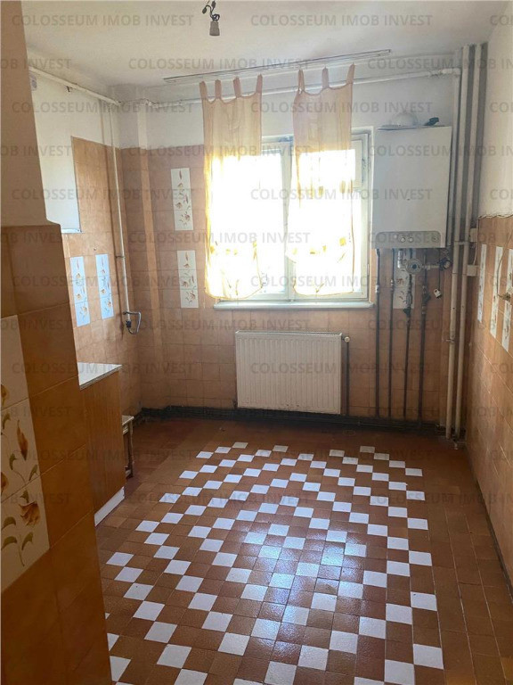 Apartament cu 3 camere, 2 bai-Calea Bucuresti