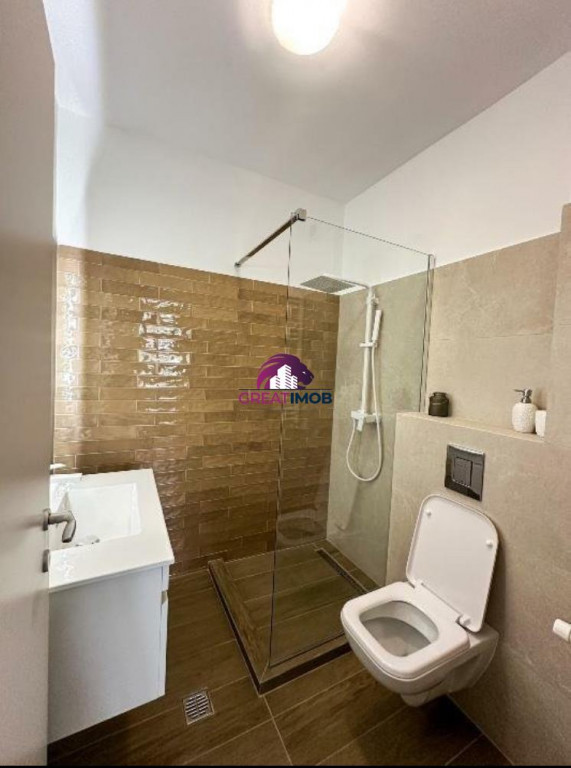 Închiriez Apartament de 2 camere Buculevardul Gloriei (P...