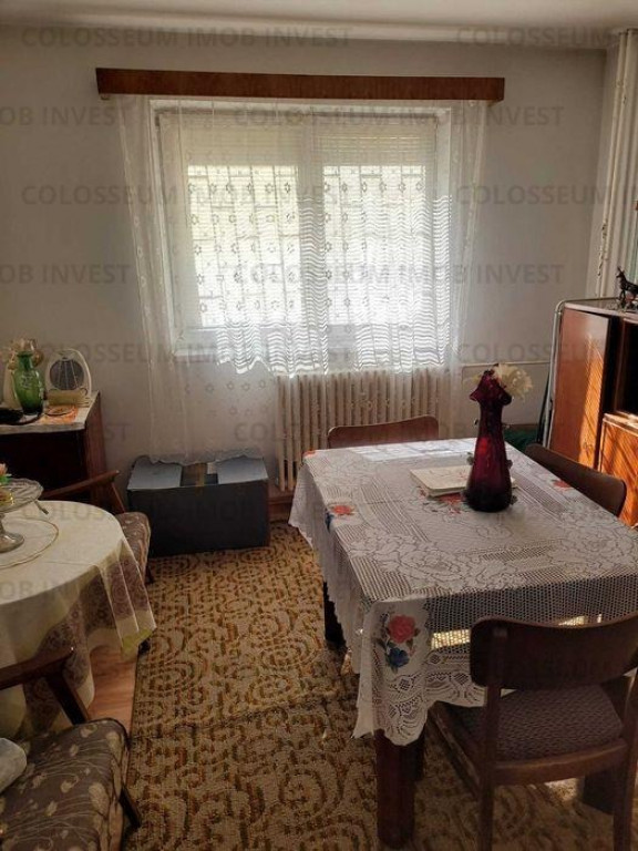 Apartament cu 2 camere, decomandat - Zona Grivitei