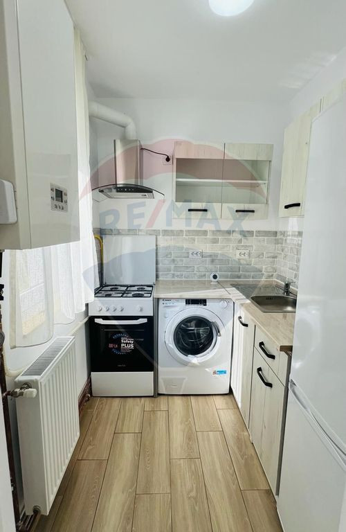 Apartament cu 2 camere de închiriat